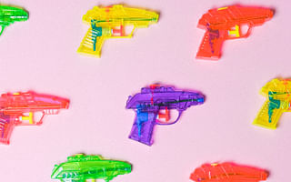 What are some effective strategies for using Nerf Super Soakers in water fights?